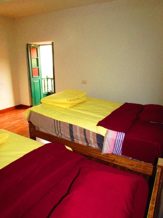 The Grasshopper Hostels Av Alta Куско Екстер'єр фото