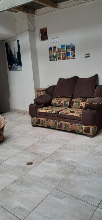The Grasshopper Hostels Av Alta Куско Екстер'єр фото